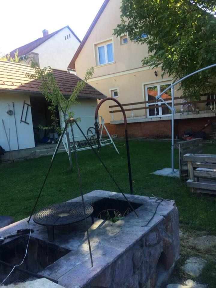 Ady Endre 9.A Lejlighed Balatonfůzfő Eksteriør billede